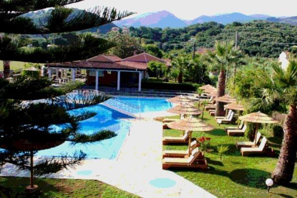 Hellens Village Almiros Beach ภายนอก รูปภาพ