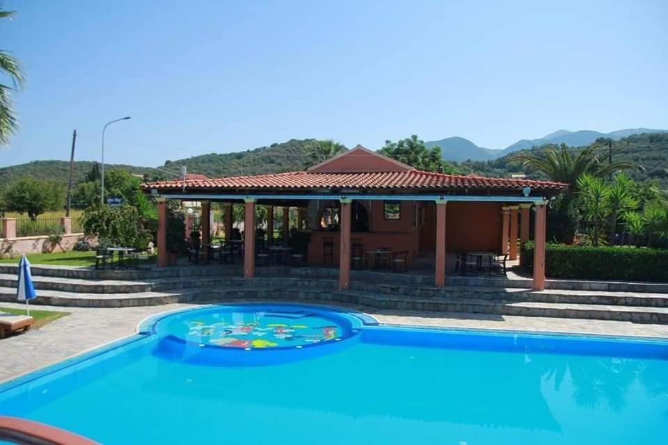 Hellens Village Almiros Beach ภายนอก รูปภาพ