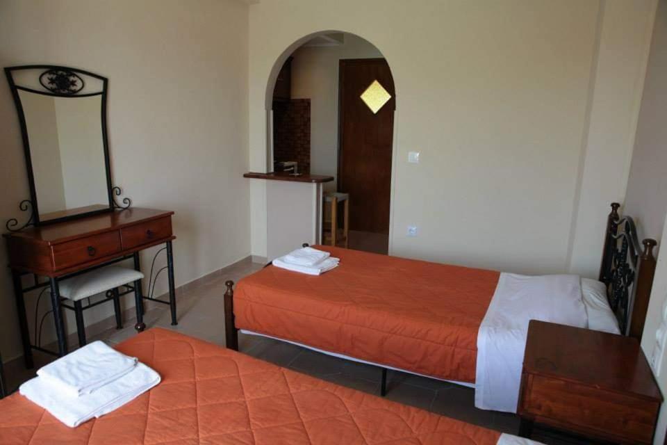 Hellens Village Almiros Beach ภายนอก รูปภาพ