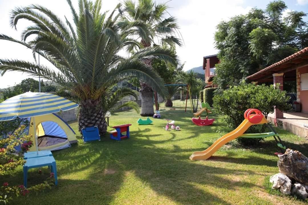 Hellens Village Almiros Beach ภายนอก รูปภาพ